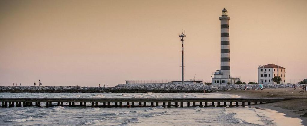 Appartamenti Cristina Carraro Immobiliare - Family Apartments Lido di Jesolo Buitenkant foto